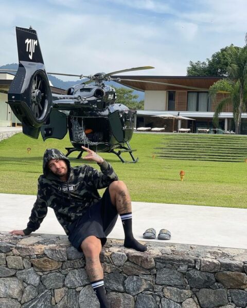 2 Neymar shows off incredible 10m personalised Mercedes helicopter with initials on tail outside of p