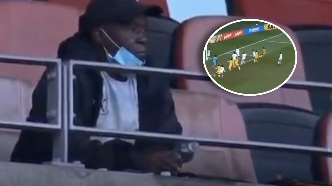 COSAFA Cup : L’entraîneur du Sénégal fait des pratiques mystiques en plein match et se  justifie !