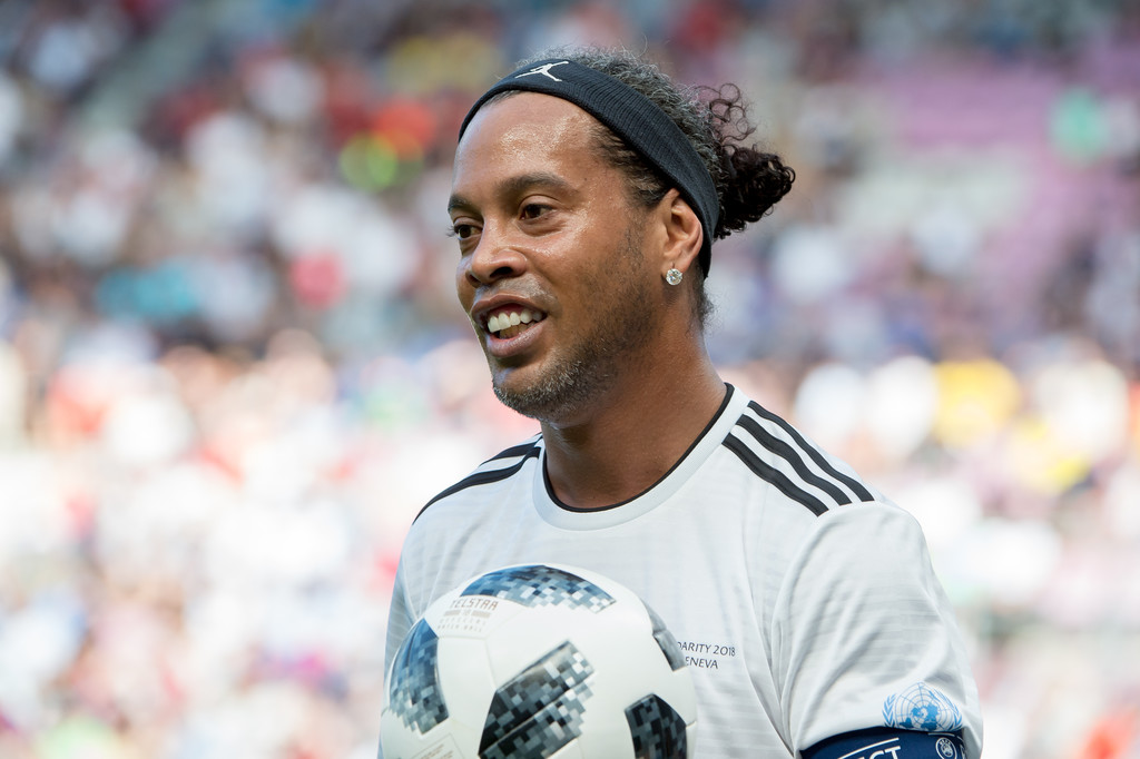 Ronaldinho : « C’est un des meilleurs joueurs au monde »