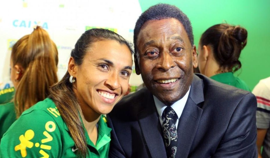 «Le monde est meilleur avec vos pieds», le Roi Pelé se lève pour la légende Marta