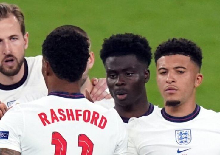 Harry Kane critique les fans qui ont abusé racialement de Saka, Rashford et Sancho