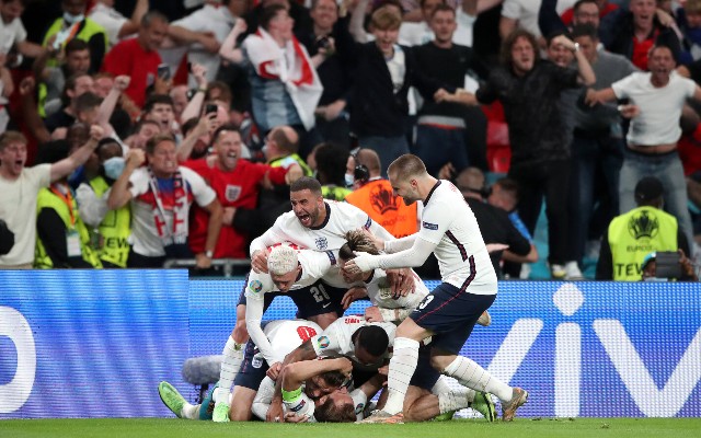 walker shaw foden kane england denmark