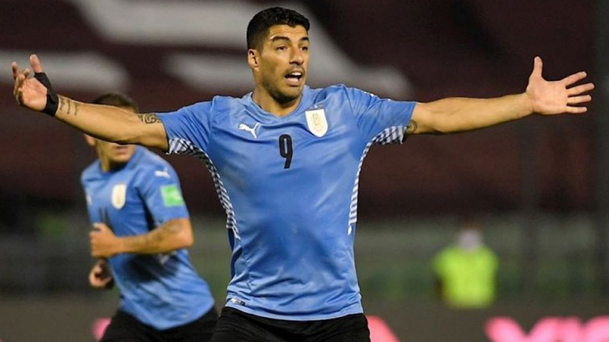 Pourquoi la FIFA veut retirer deux étoiles sur le maillot de l’Uruguay