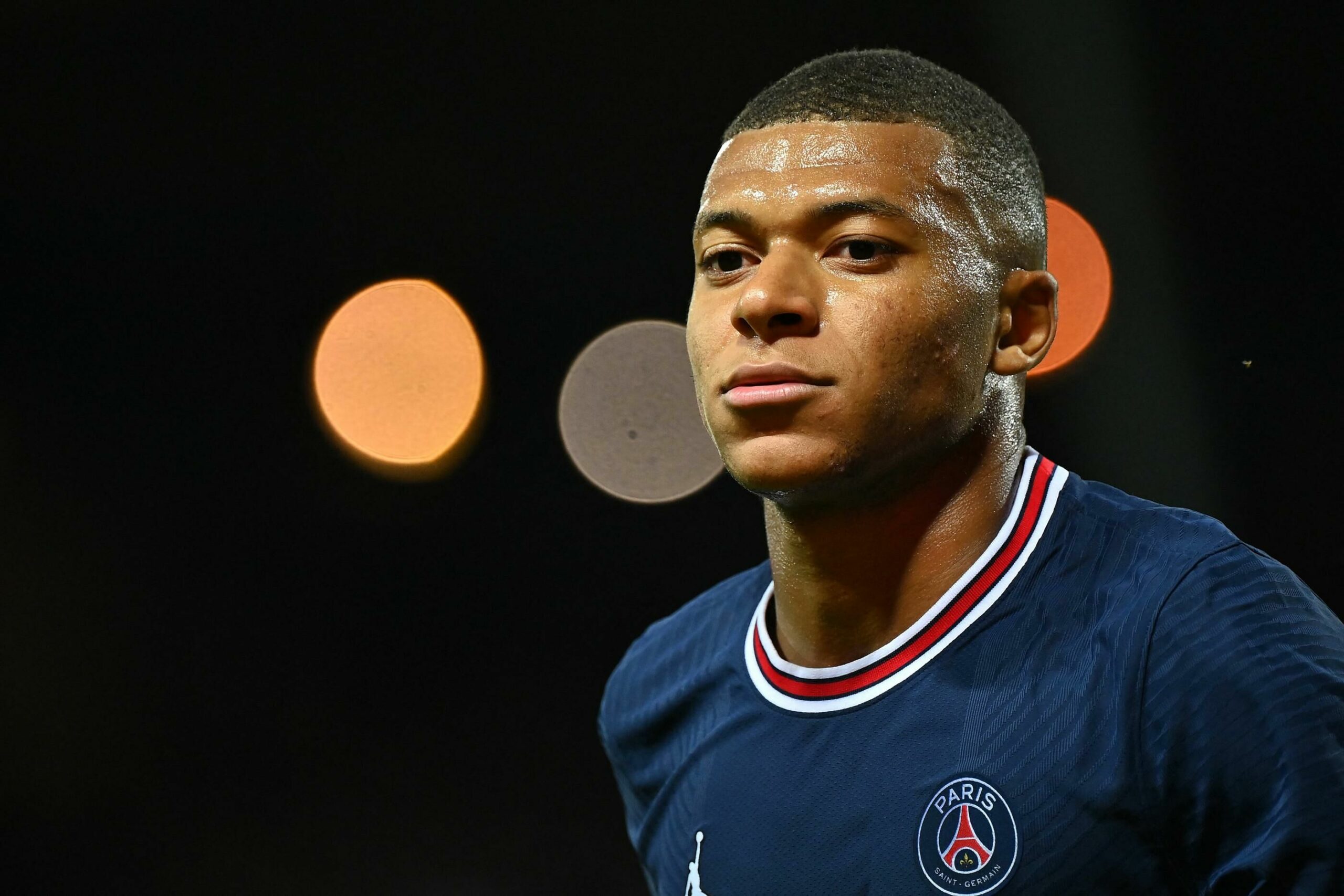 Le salaire et la prime colossale qui attendent déjà Mbappé au Real Madrid