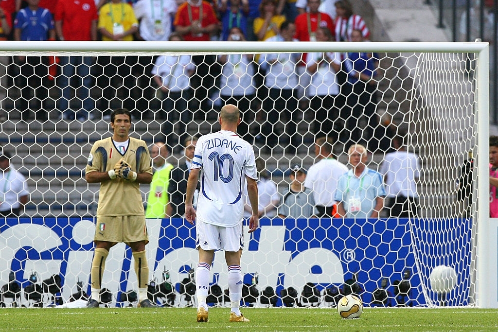 « J’étais tout sauf fou », Zidane explique sa panenka en finale de la Coupe du monde 2006