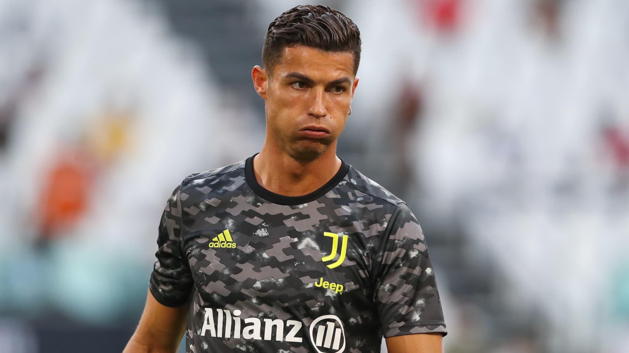 Cristiano Ronaldo a l echauffement de la Juventus 1085243