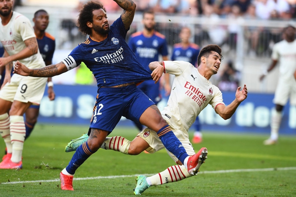 Le Real Madrid et l’AC Milan se neutralisent, Gareth Bale rate un penalty pour son retour