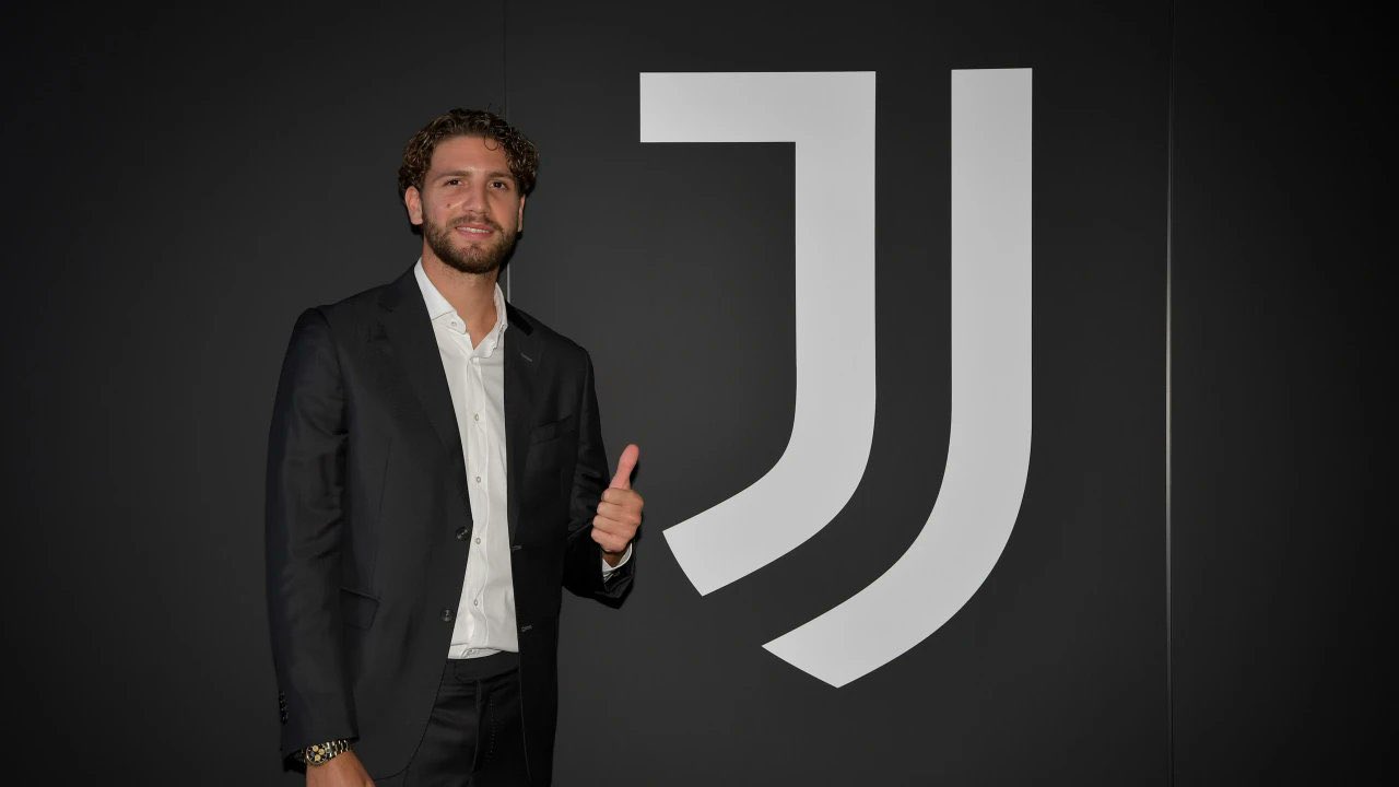 Officiel : Manuel Locatelli signe à la Juventus