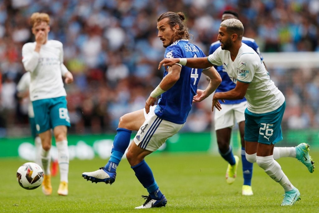 Leicester bat Manchester City et s’offre le premier trophée de la saison en Angleterre