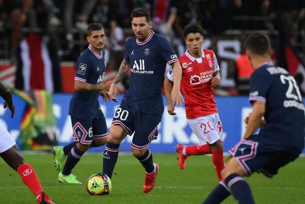 Mbappé en feu, Messi a fait ses débuts, le PSG poursuit son sans-faute contre Reims