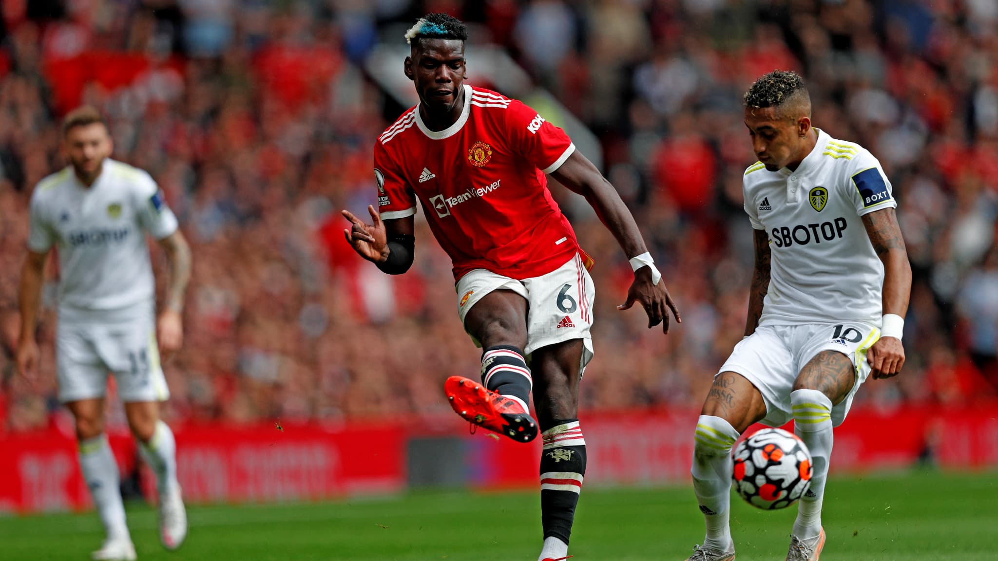 Paul Pogba établit un record alors que Man United démolit Leeds United