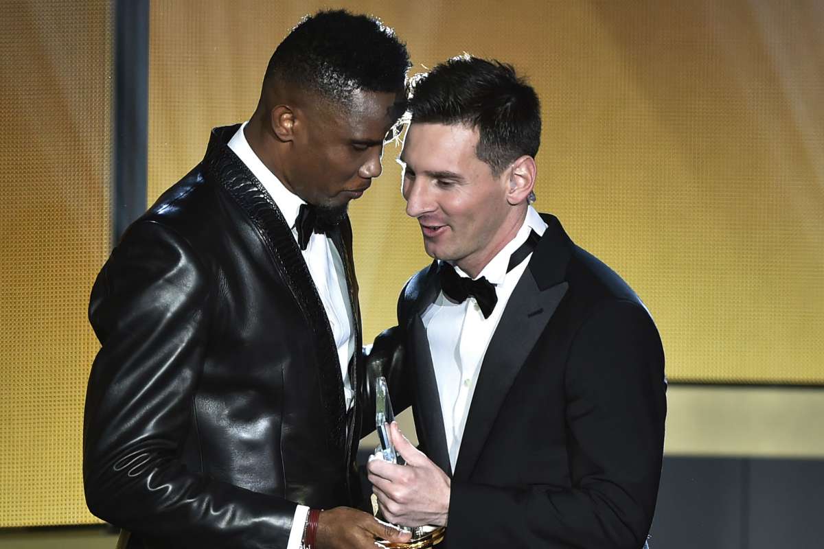 « Ne pleure pas fils », Samuel Eto’o réagit à la conférence de presse de Lionel Messi