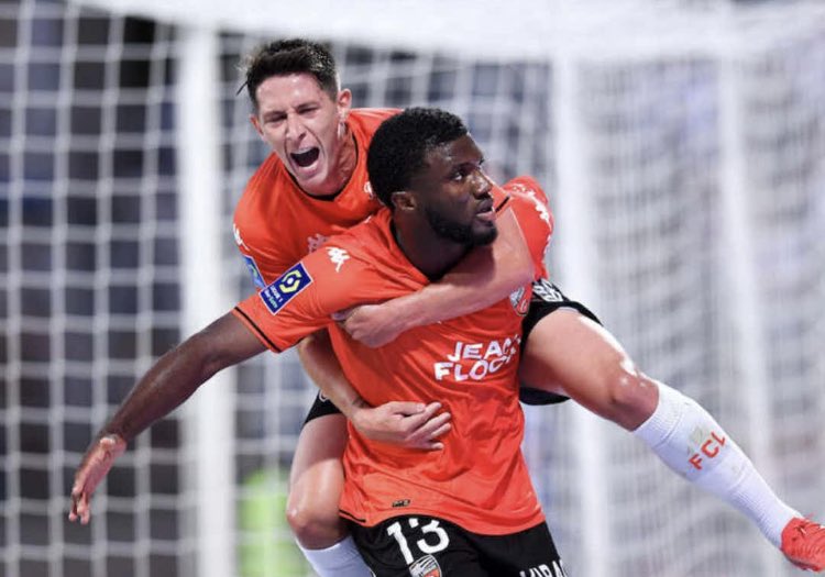 Lorient domine avec la manière Lille