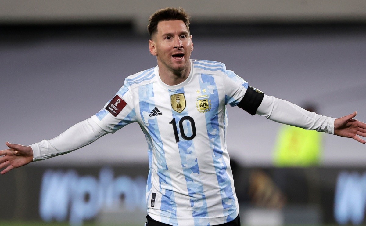 VIDÉO : Petit pont et frappe en lucarne, le but exceptionnel de Messi face à la Bolivie