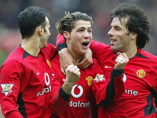 Van Nistelrooy 2é,  Paul Scholes 4é… les 5 joueurs qui ont marqué le plus de buts pour Manchester United au 21e siècleé