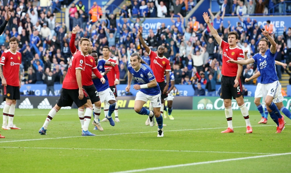 Ronaldo et Manchester United sombrent à Leicester