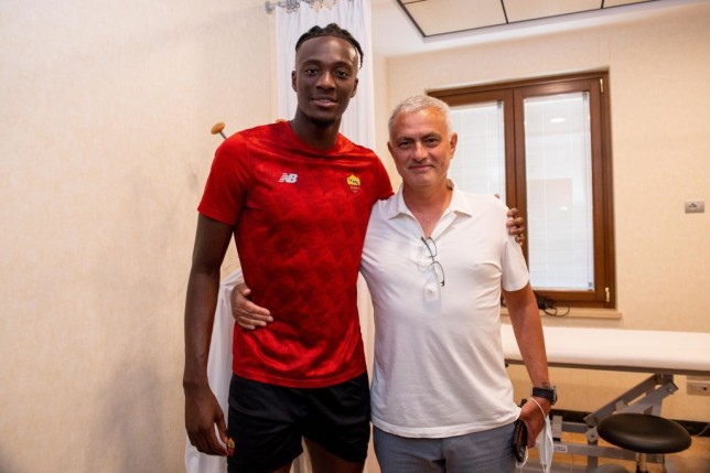 « La première chose qu’il m’a dit », Abraham révèle comment Mourinho l’a convaincu de quitter Chelsea