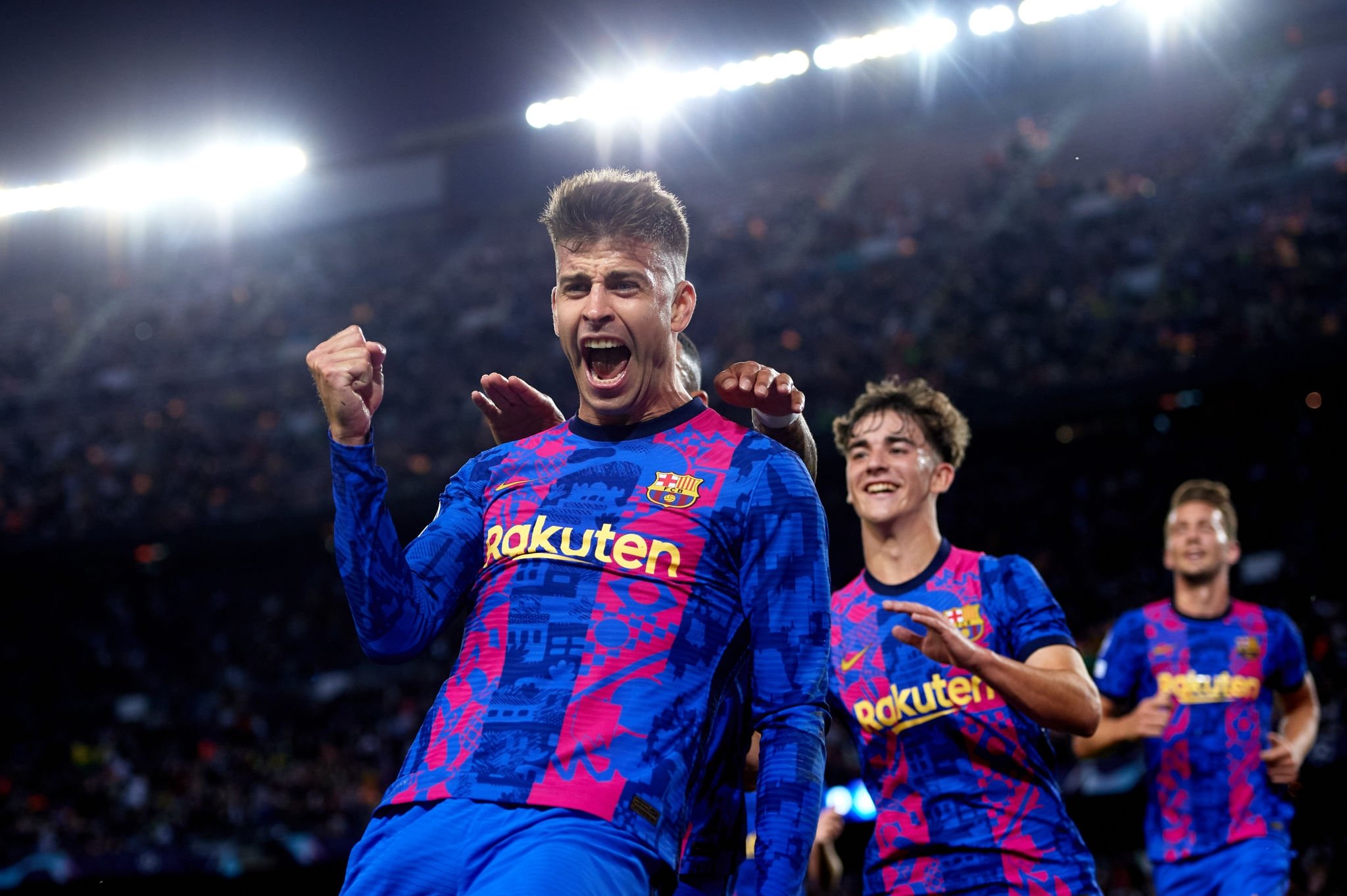 Barça : Gerard Piqué égale un record de Roberto Carlos