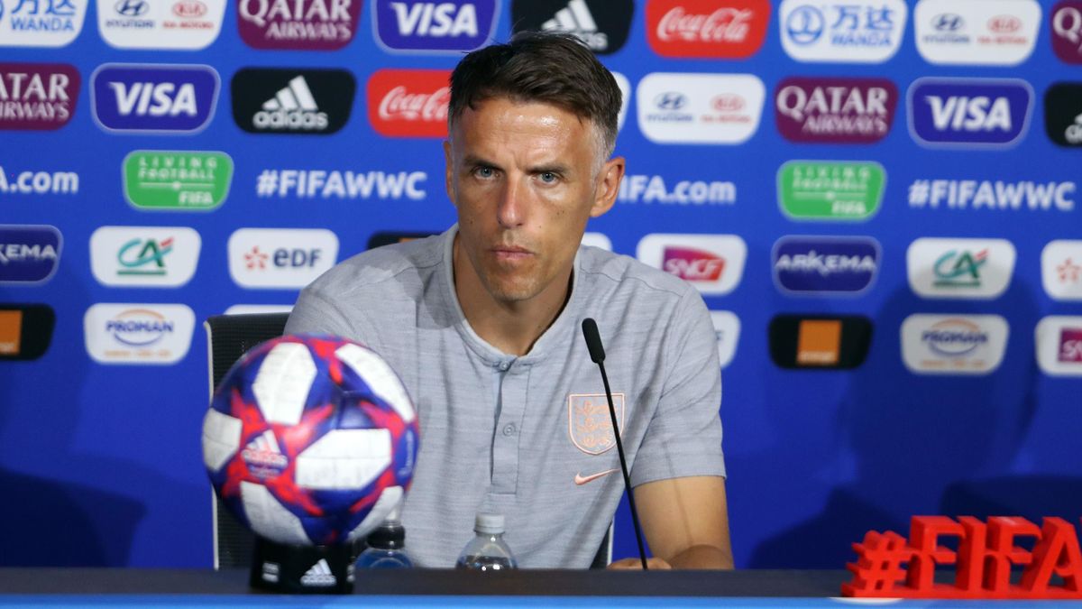 Phil Neville : « Cristiano Ronaldo doit beaucoup me remercier »