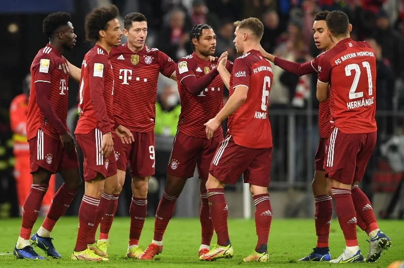 Le Bayern Munich corrige Wolfsburg et termine bien son année 2021