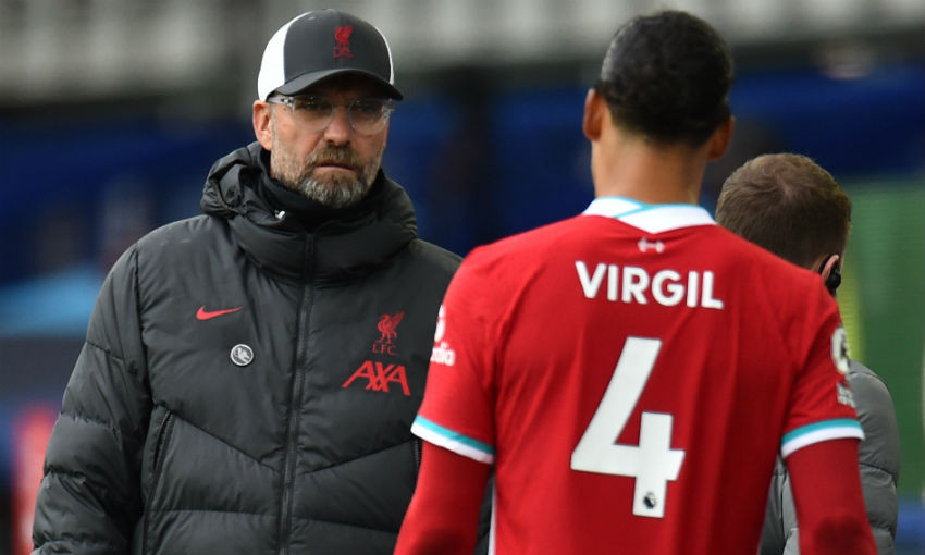 Klopp explique sa colère envers Van Dijk après l’échec de Liverpool face à Brighton.