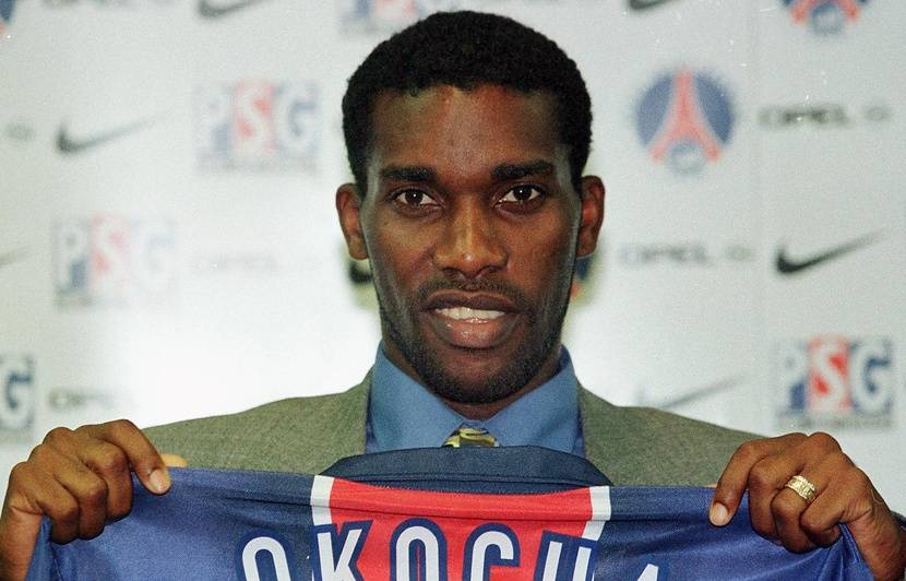 830x532 okocha lors presentation psg 98