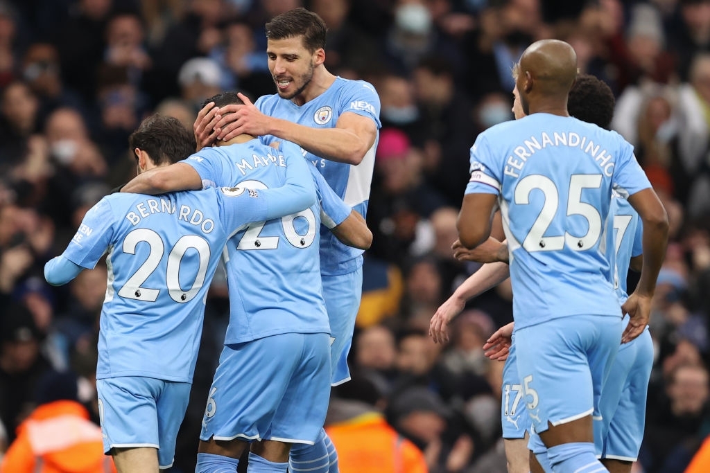Riyad Mahrez fait le break pour les Cityzens, City 2 – Leicester 0 (Vidéo)