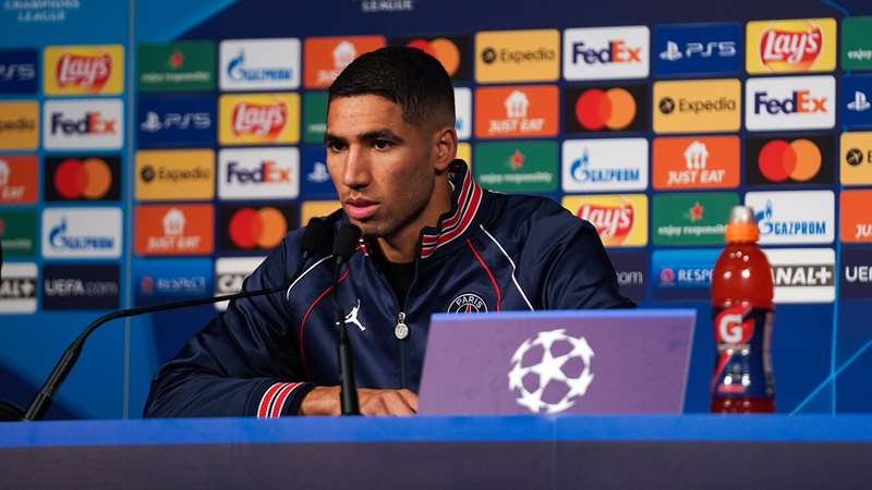 Achraf Hakimi réagit après le match difficile face au Stade Rennais