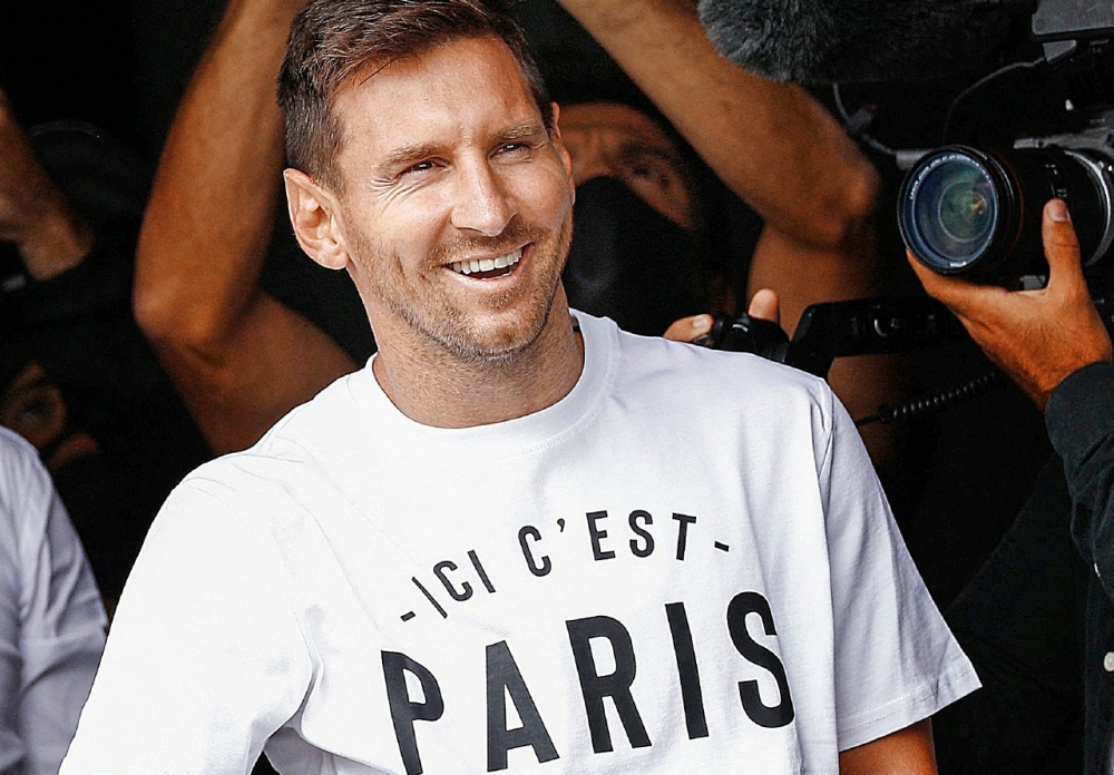 lionel messi est arrive a paris ce mardi il pourrait 5837379