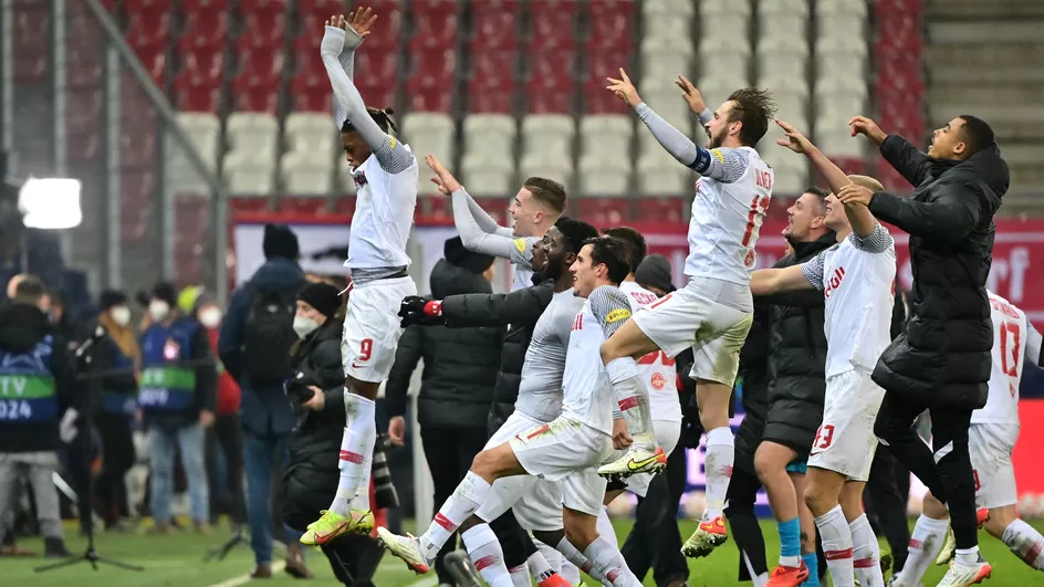 célébration de la qualification de l’historique de Salzburg en 1/8 de finale de la LDC (Vidéo)