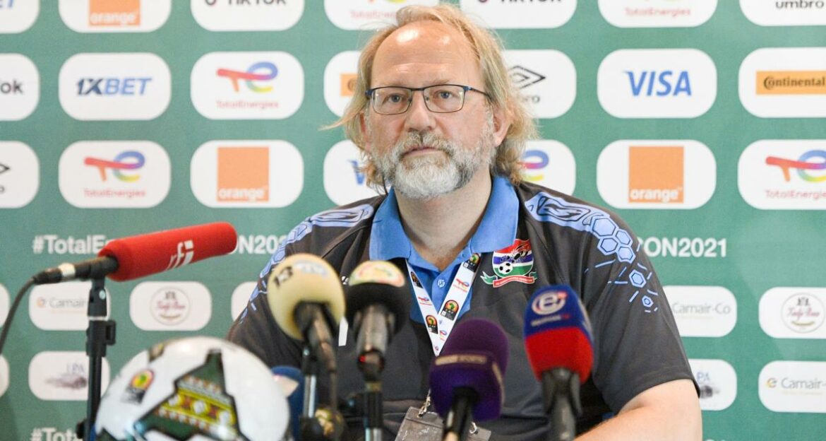 Cameroun : La réaction forte de Tom Saintfiet à la sortie de Marc Brys