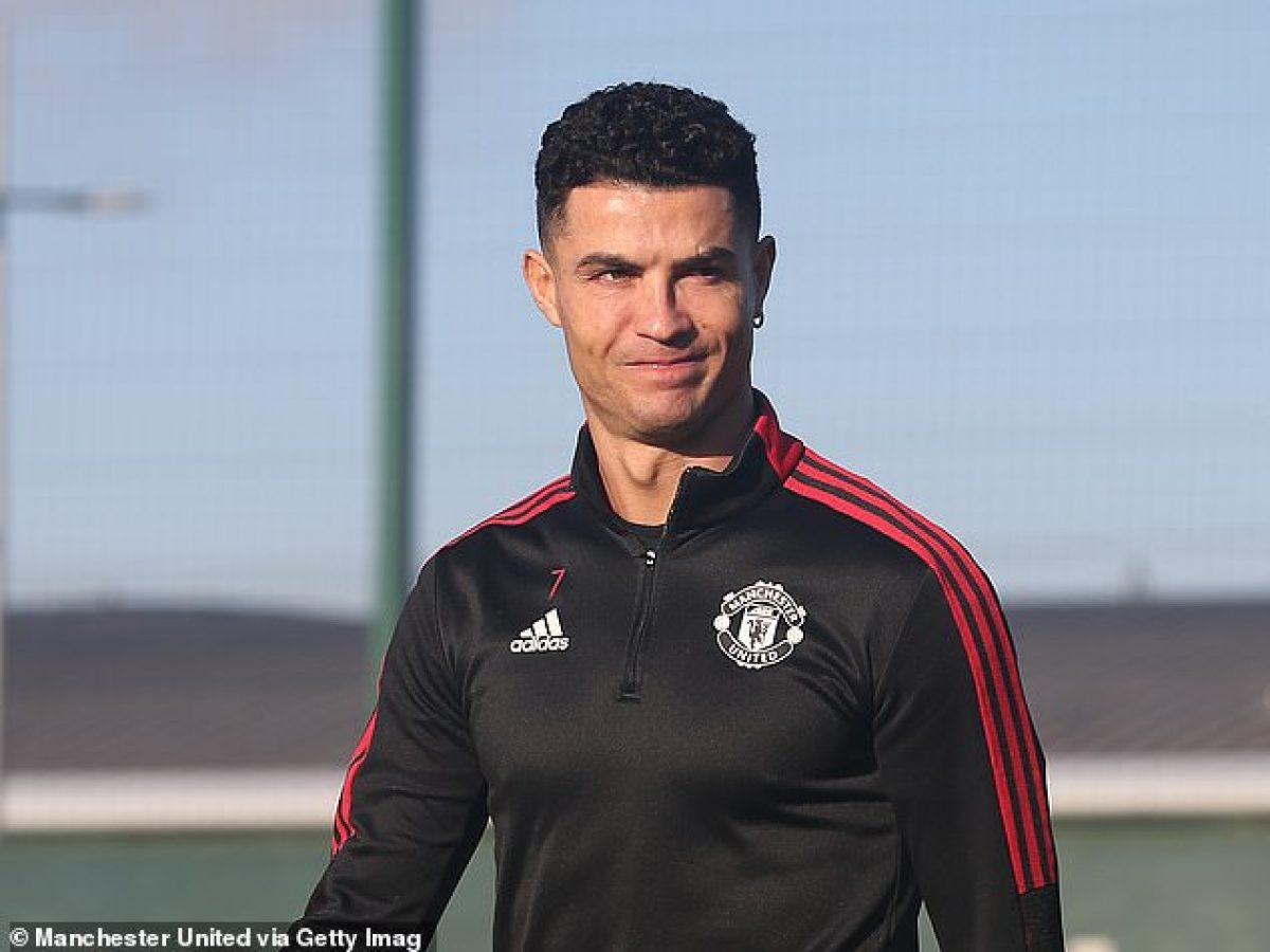 52922441 10402135 Cristiano Ronaldo is a doubt for Manchester United s trip to Ast m 43 1642152353407 1200x900 1