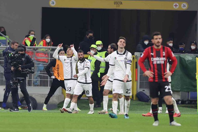 SERIE A: Le Milan perd à domicile dans les arrêts de jeu face à Spezia