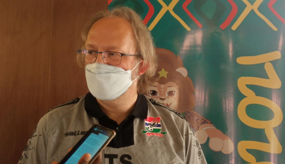 Exclu – Tom Saintfiet (sélectionneur de la Gambie) : « Tous mes joueurs sont testés négatifs au Coronavirus face au Cameroun »