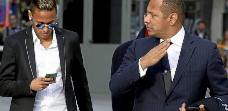 «C’est ma vie, je ne suis pas le fils à papa», l’énorme dispute entre Neymar et son père affole la toile