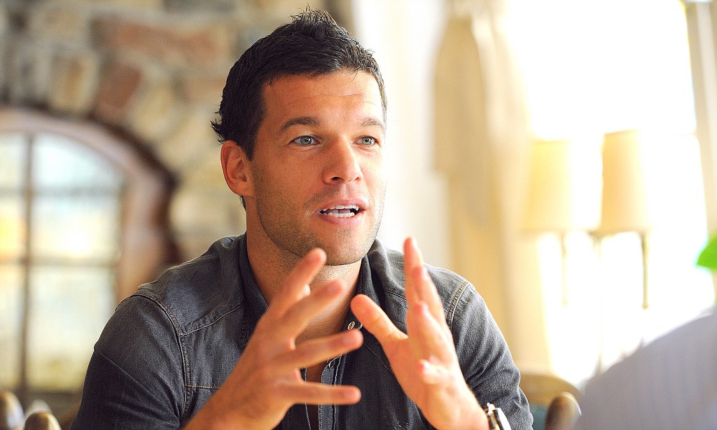 Michael Ballack : « Edmond Tapsoba est l’un des meilleurs défenseurs de la Bundesliga « 