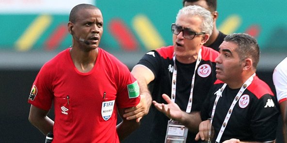 « J’ai failli mourir », les aveux de l’arbitre (Tunisie – Mali) Janny Sikazwe !