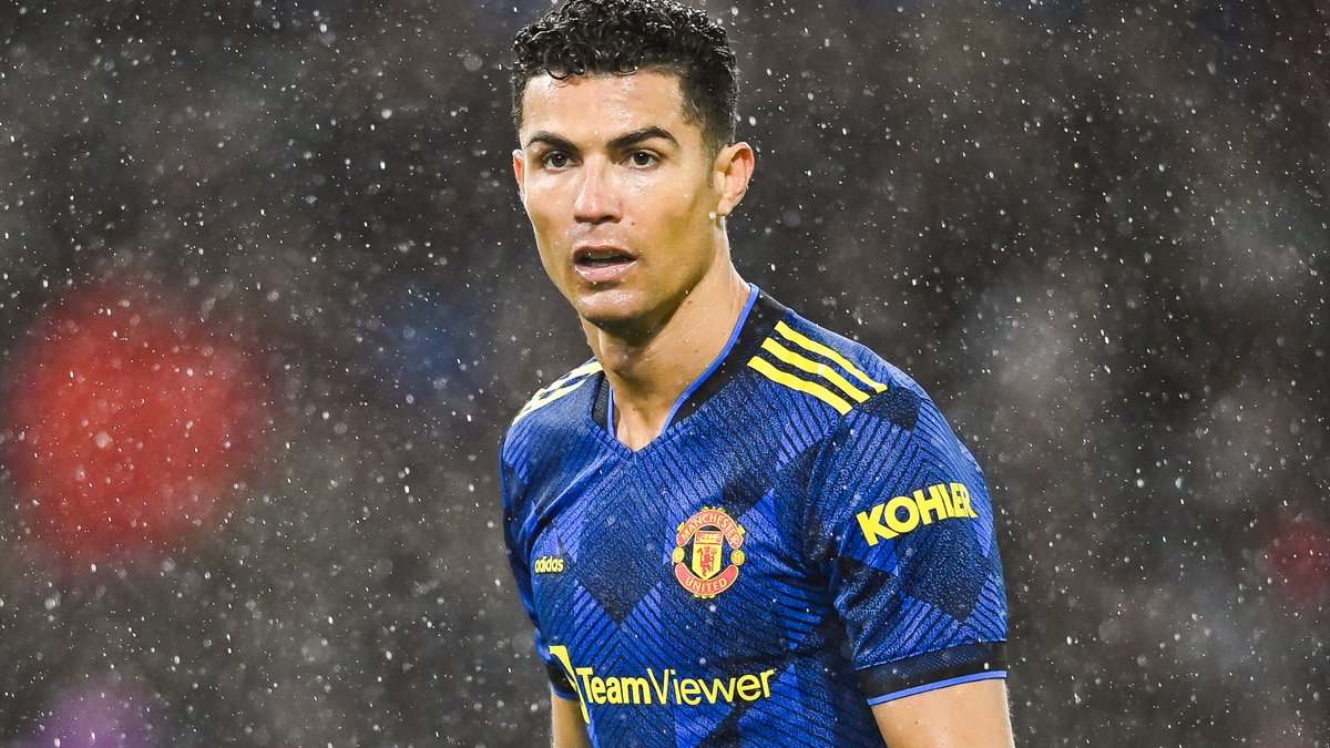 Les fans sont déconcertés par la vidéo Instagram live accidentelle de Ronaldo depuis son sauna privé