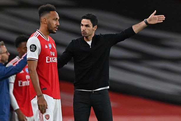 Arteta : Trois personnes ont décidé qu’Aubameyang quitte Arsenal