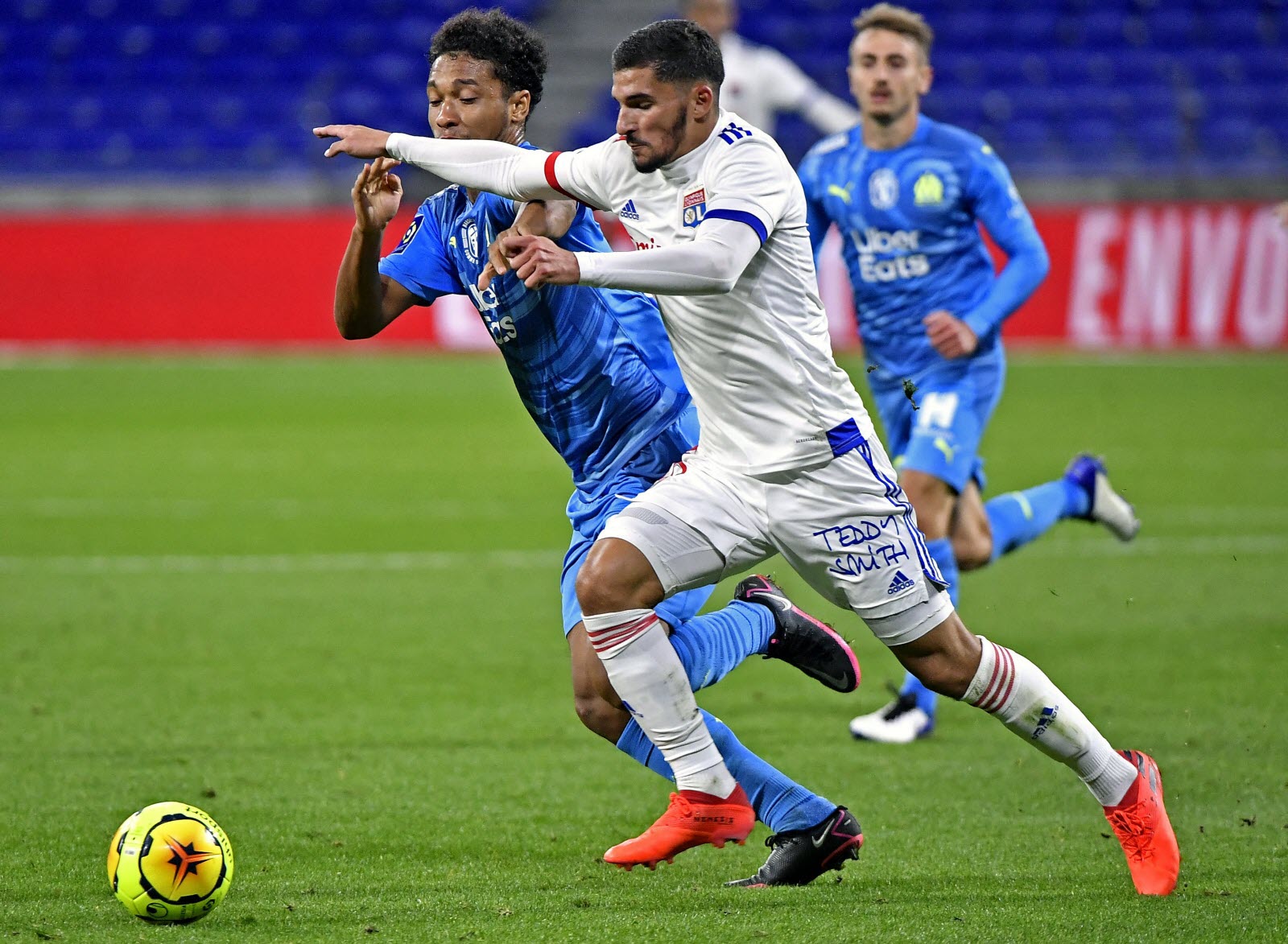Lyon – Marseille, les compos officielles du choc avec Shaqiri, Under, Payet titulaires