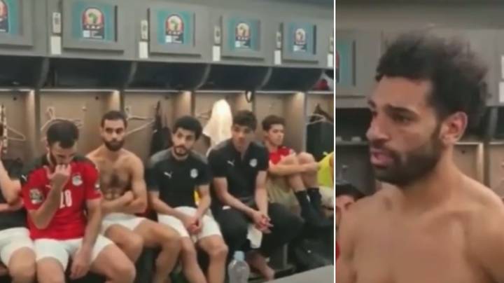 Des images du vestiaire montrent que Salah prononce un discours enthousiaste après la défaite en finale de la CAN