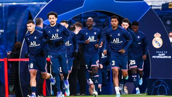 Real Madrid-PSG : Voilà la photo virale des 3 stars parisiens, Mbappé-Messi-Neymar