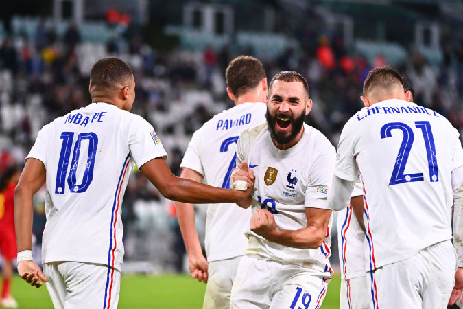 «Tu es le meilleur joueur français aujourd’hui», Benzema rétorque avec une réaction très étrange