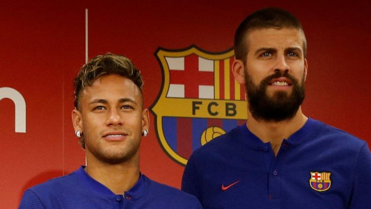 Neymar de retour au Barça ? Piqué vend la mèche avec un geste mystérieux (PHOTOS)