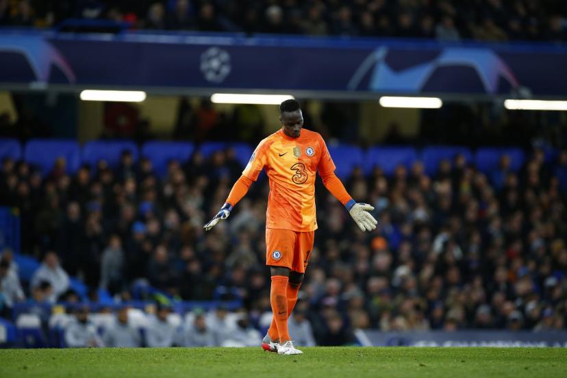 « Il devrait peut-être être mis sur le banc » : Les fans de Chelsea réagissent à l’erreur de Mendy