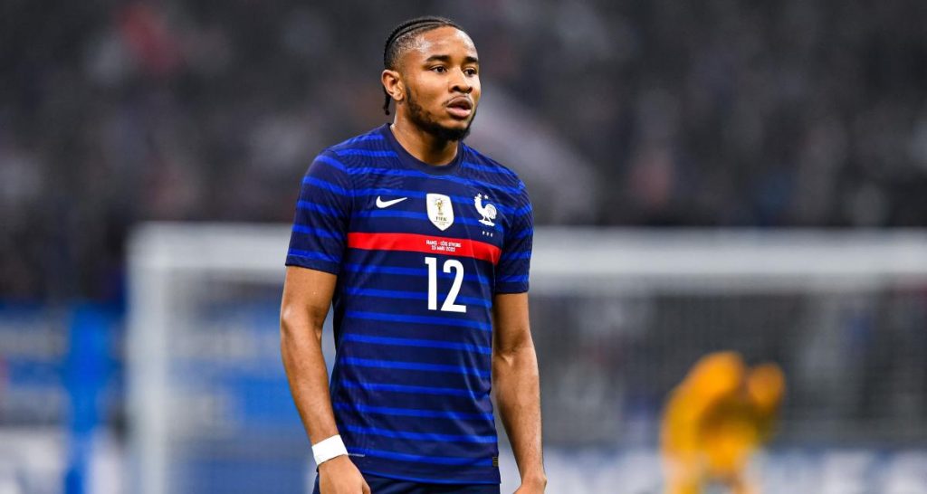 OFFICIEL : Le remplaçant de Nkunku en Equipe de France connu