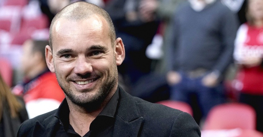 Sneijder met les choses au clair : « J’étais différent de Cristiano et de Messi »