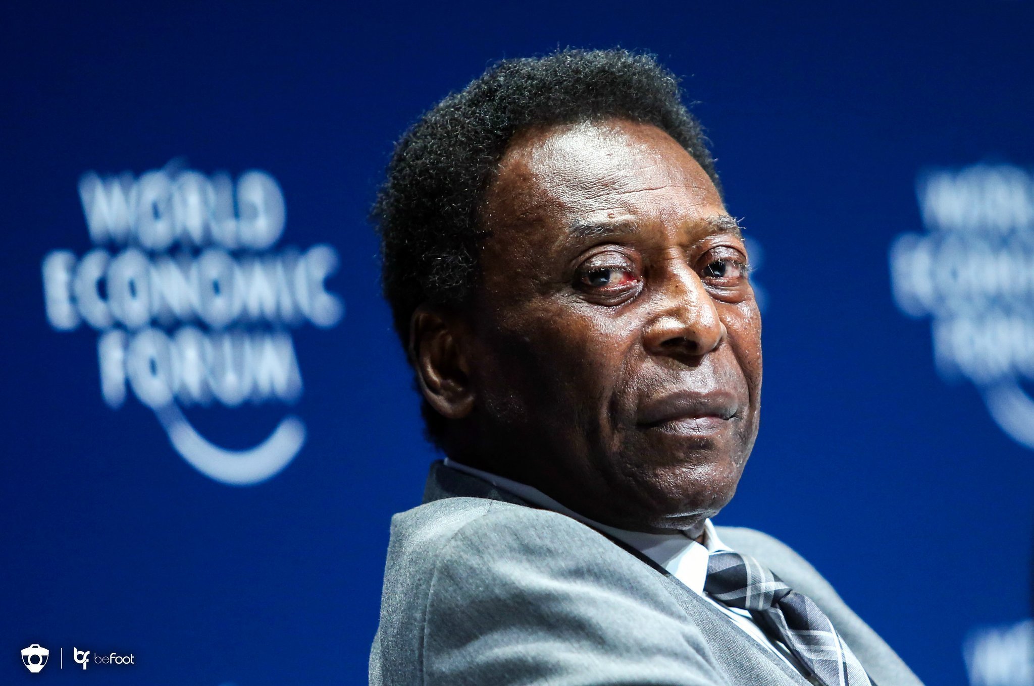 Dernière minute, le Roi Pelé de nouveau hospitalisé