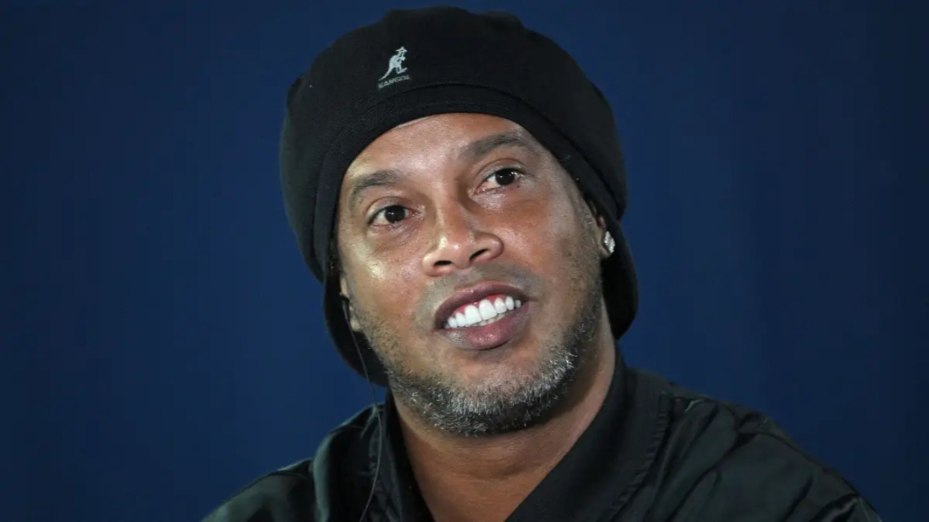 Ronaldinho : «Il serait une très bonne recrue pour le Barça»