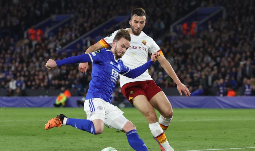 La Roma accroche Leicester et prend une légère option sur la qualification